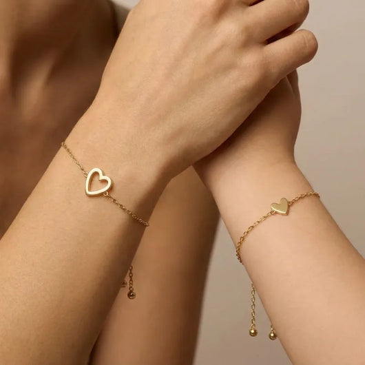 Partnerarmbänder mit Herzen