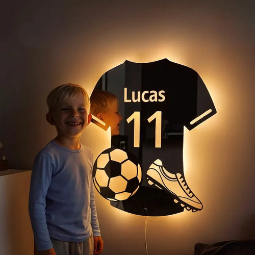 LumiGoal™ – Personalisierter LED-Spiegel im Trikot-Design