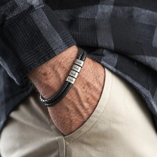 Meine Liebsten™ – Personalisiertes Lederarmband