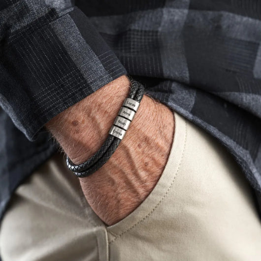 Meine Liebsten™ – Personalisiertes Lederarmband