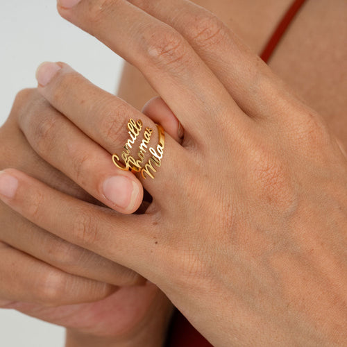 Amorea™ – Personalisierter Ring mit Namen