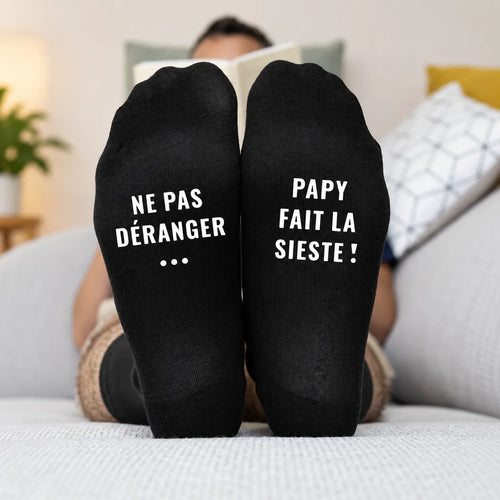 Opa macht Nickerchen™ – Personalisierte Socken aus Bambusfaser