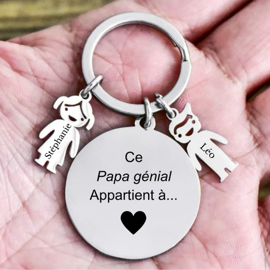 Personalisierter Schlüsselanhänger Superpapa™ mit den Vornamen der Kinder