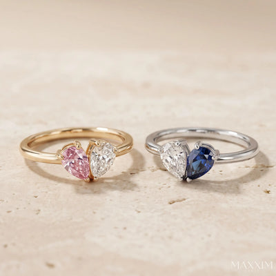 Ring mit zwei Geburtssteinen in Herzform