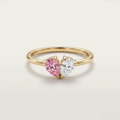 Ring mit zwei Geburtssteinen in Herzform
