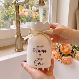 Zuerst Mama™ – Personalisierte Familienvase aus Keramik